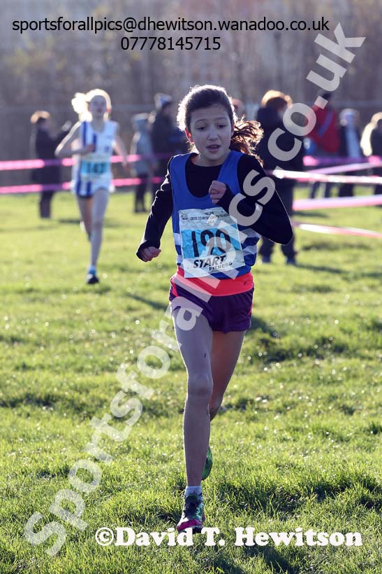 Girls under-13s North Eastern Cross Country Chanpionships. Photo: David T. Hewitson/Sports for All Pics
